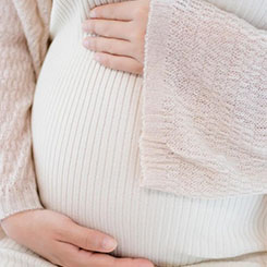 像阿里巴巴那样🚐🕣的开源模式，◻而美国公👤靠谱代孕司拥有硬件半导体💤🇸🇻